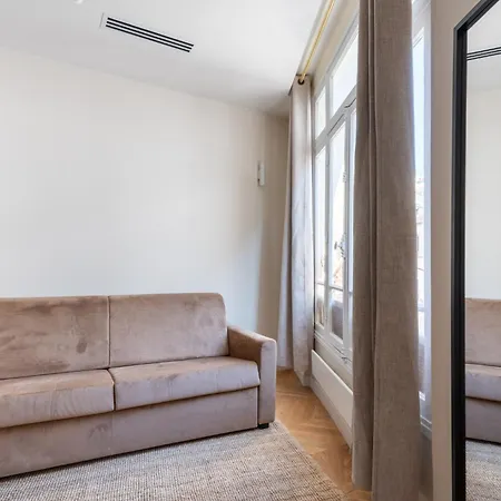 Newly Renovated Cosy For 4 In Bastille Apartment Paris